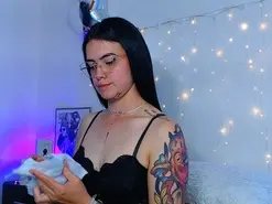 Amateur Sex Cam of Isa_Maiden18