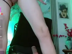 Amateur Free Porn Cam of agatha_monfort1