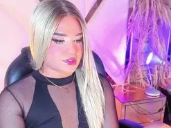 Amateur Live Sex of ElodyPersy69