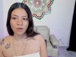 Amateur Live Sex Cam of Candy_fox_19