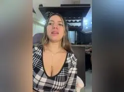 Amateur Adult Webcams of veronicahot1