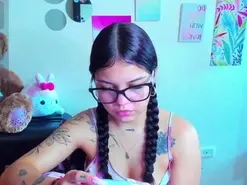 Amateur Free Live Porn of Emma_boo