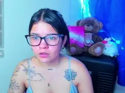 Amateur Adult Webcam of Emma_boo
