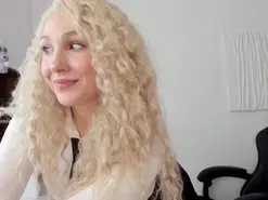 Amateur Sex Chat of CarolMay