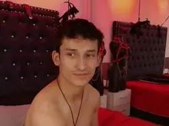 Amateur Private Sex Chat of Melody_and_jack