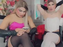 Amateur Live Sex Cam of kihara_salvador
