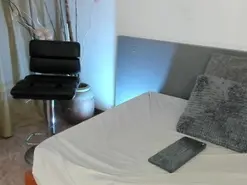 Amateur Free Live Porn of VaiaLowell