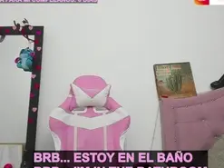 Amateur Adult Webcam of hot_moon_18