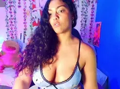 Amateur Sex Cam of Vicky_Miller_27