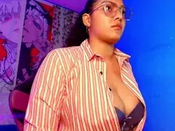 Amateur Nude Webcam of Vicky_Miller_27