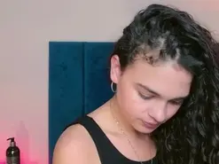 Amateur Nude Webcam of PaulinaSaint