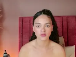 Amateur Live Sex of PaulinaSaint