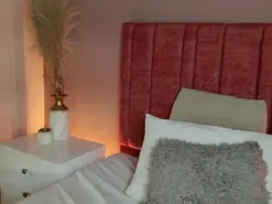 Amateur Adult Video Chat of PaulinaSaint