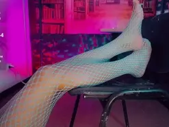 Amateur Best Webcam of emeli_roushot