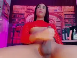 Amateur Adult Webcam of emeli_roushot