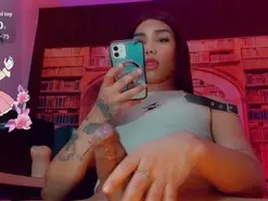 Amateur Private Sex Chat of emeli_roushot