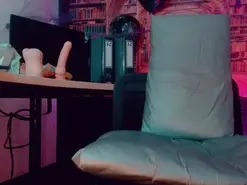 Amateur Best Webcam of emeli_roushot