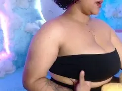 Amateur Sex Cam of kira_mystery