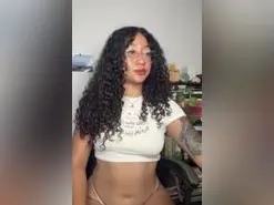 Amateur Adult Webcam of clitia_xx
