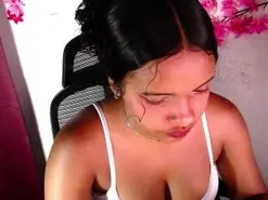 Amateur Private Sex Chat of chleo_rosse