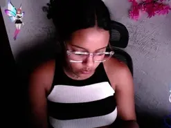 Amateur Watch Live Sex Cams of chleo_rosse