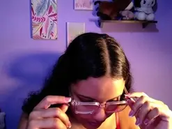 Amateur Watch Live Sex Cams of chleo_rosse