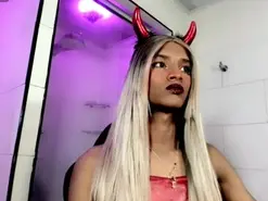 Amateur Watch Live Sex Cams of Samantha_Ortega