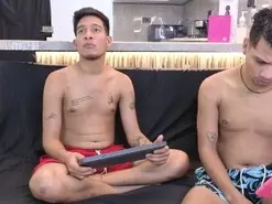 Amateur Free Live Porn of Hot_Boys_ADS