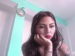 Amateur Adult Webcams of Elody_j