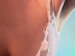 Amateur Live Sex Cam of carol_blonde