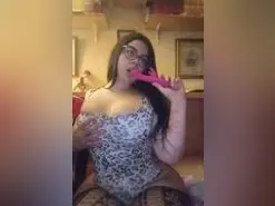 Amateur Live Sex Cam of VeronicaYoung