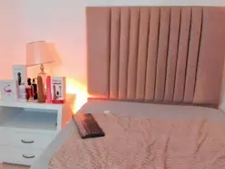 Amateur Nude Webcam of GahiaBelucci