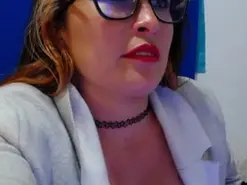 Amateur Best live sex cam show of AlexandraSaenz