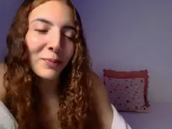 Amateur Nude Webcam of Loli__