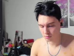 Amateur Live Sex of Alex_WandHot