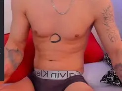 Amateur Adult Webcams of Alex_WandHot