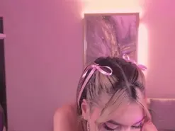 Amateur Adult Video Chat of NiaSalvatore