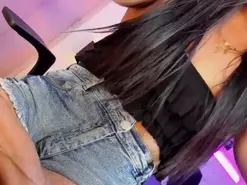 Amateur Adult Webcams of little-sophie