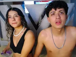 Amateur Live Porn of bonnieandclydec