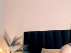 Amateur Adult Webcam of KenniaCarter