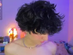 Amateur Adult Webcams of ElliotFontaine