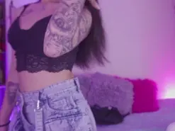 Amateur Free Porn Cam of chloe_moons_