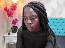 Amateur Sex Cam of EbonyEmmily