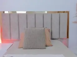 Amateur Live Sex Cam of MaiaSinclair