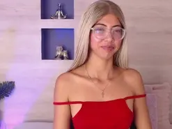 Amateur Sex Chat of Hillary_hott