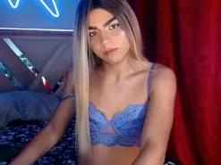 Amateur Free Live Porn of LunaGill_
