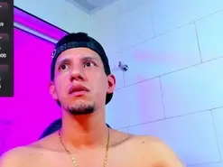 Amateur Adult Webcams of Sebastian_Smitt