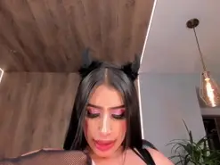 Amateur Live Sex Cam of LeahLombardi