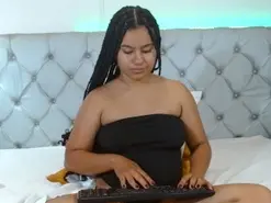 Amateur Live Porn of NoiraVale