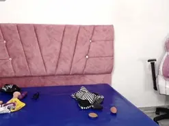 Amateur Free Live Porn of zoy_69